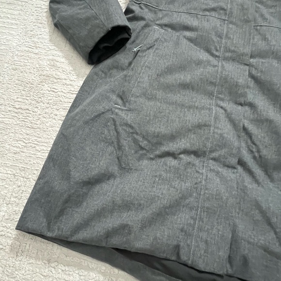 The North Face Hyvent 550 Down Filled Parka - Picture 3 of 12